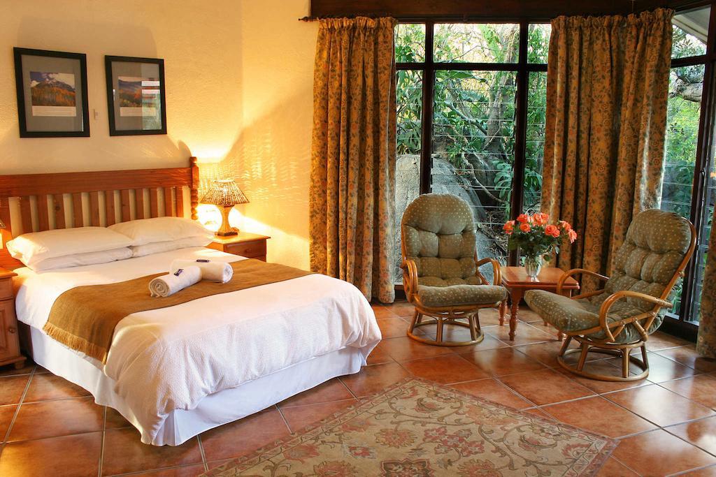 The Palms Guesthouse Mbombela Стая снимка