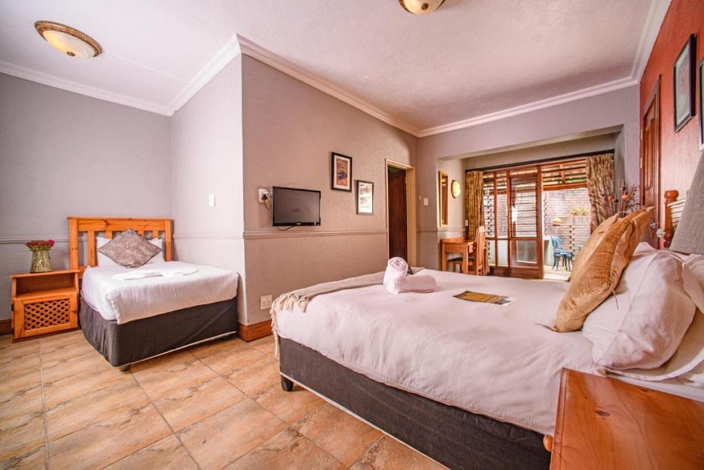 The Palms Guesthouse Mbombela Екстериор снимка