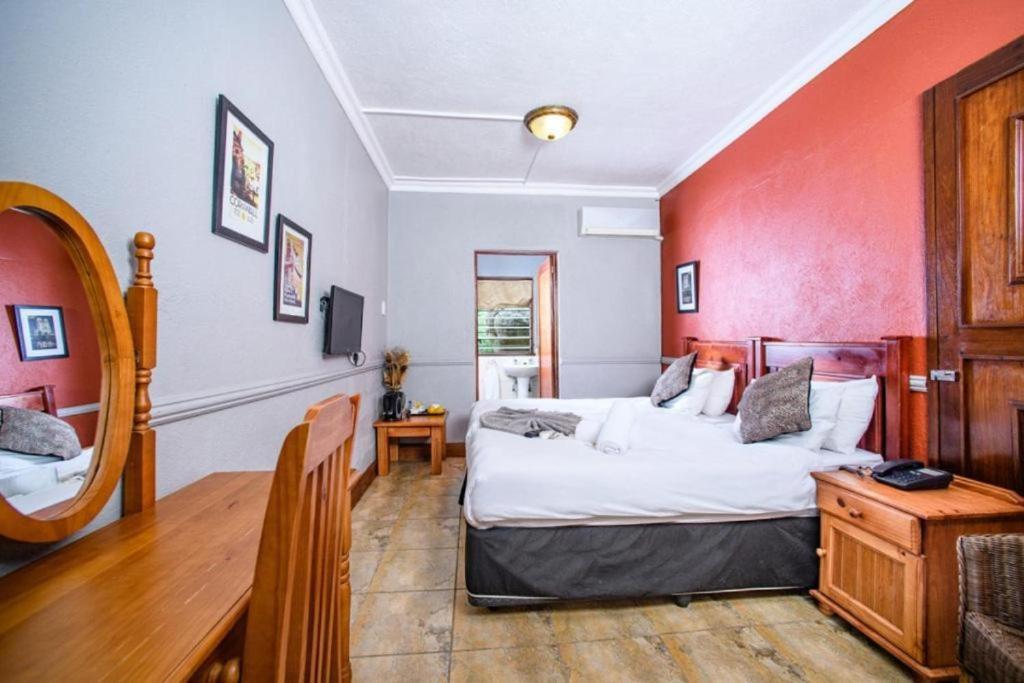 The Palms Guesthouse Mbombela Екстериор снимка